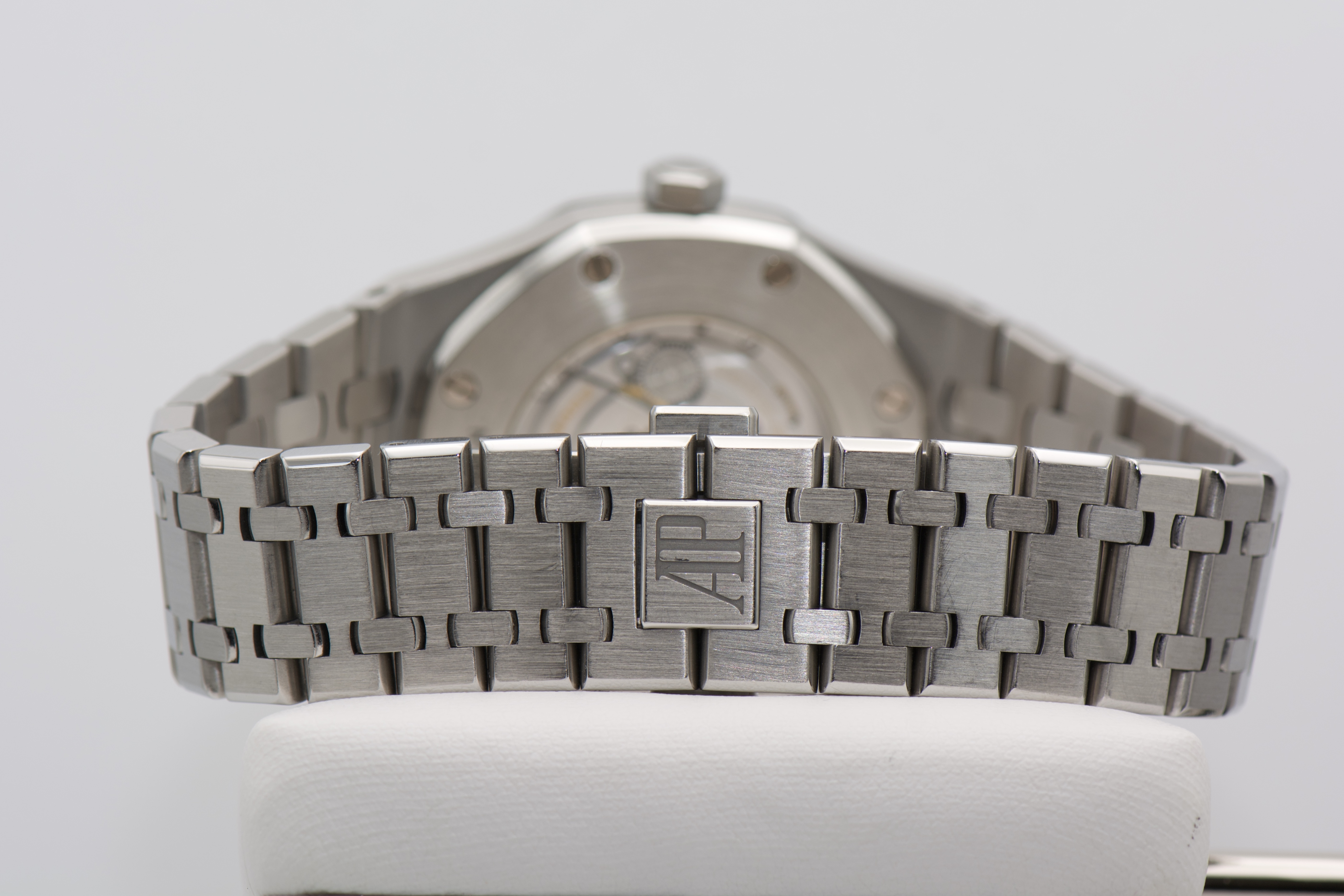 Audemars Piguet Royal Oak 15400ST Black Dial - Image 3